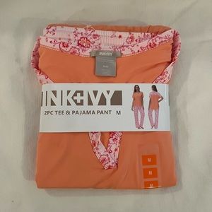 INK + IVY 2 piece Pajamas  NWT